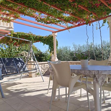 Apartments Podbarje 볼 외부 사진
