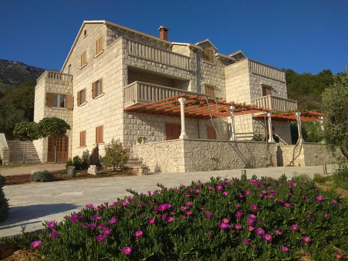 Apartments Podbarje 볼 외부 사진