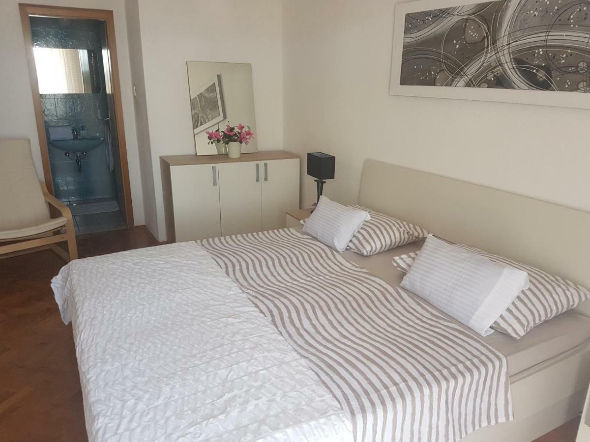 Apartments Podbarje 볼 외부 사진